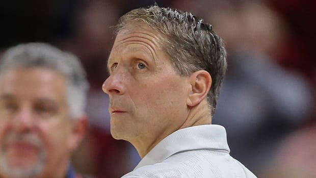Razorbacks Eric Musselman during game with Auburn
